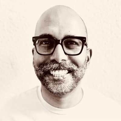 Portrait of Les D'Souza
